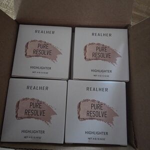 RealHer Pure Resolve Highlighter - Subtle Cream